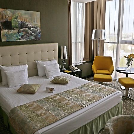 Leonardo Hotel Bucharest City Center エクステリア 写真