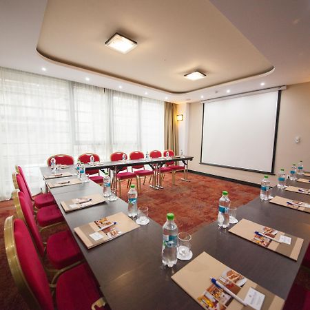 Leonardo Hotel Bucharest City Center エクステリア 写真