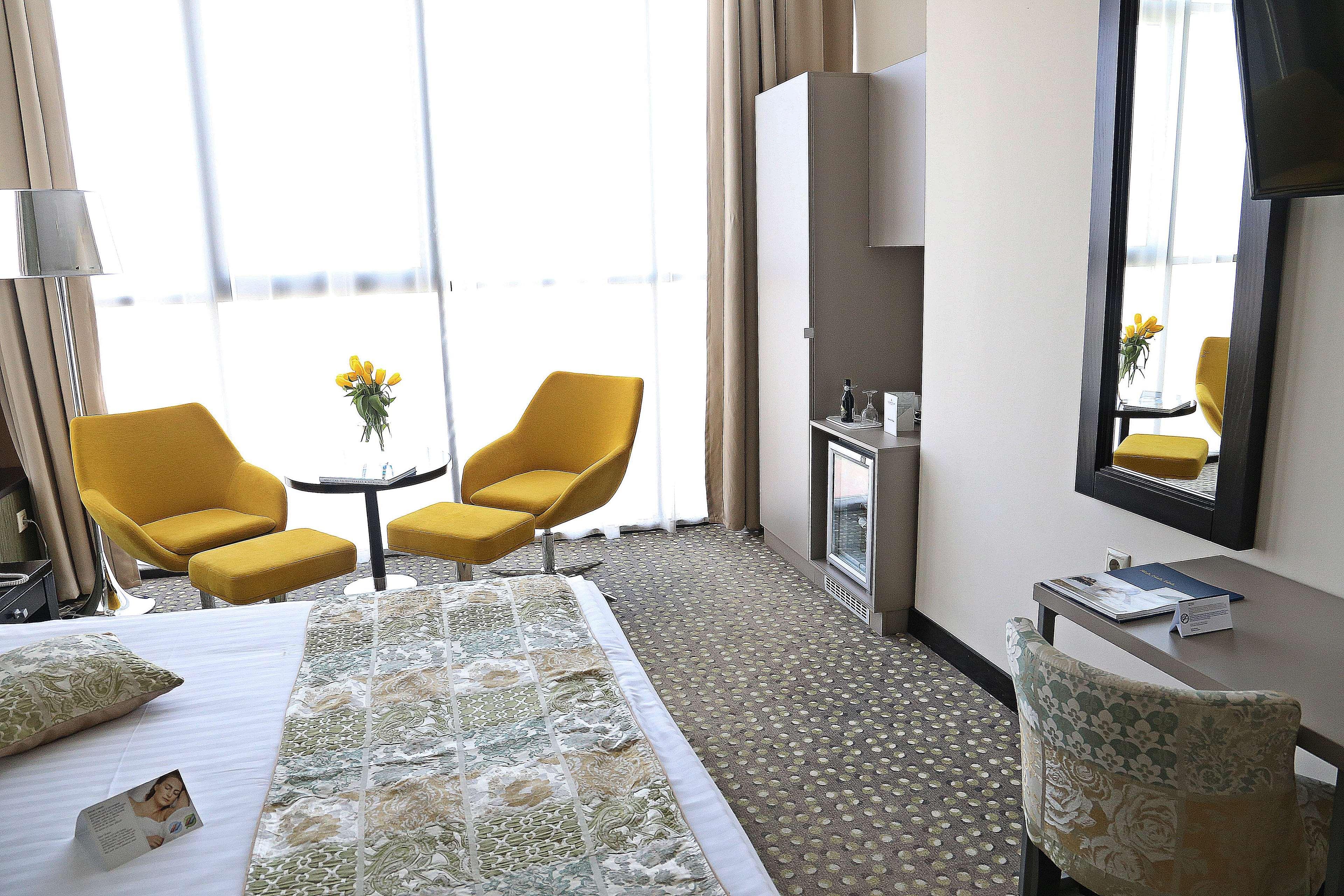 Leonardo Hotel Bucharest City Center エクステリア 写真
