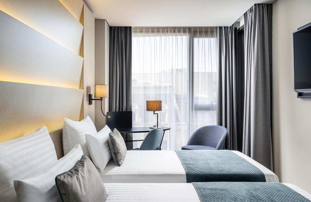 Leonardo Hotel Bucharest City Center エクステリア 写真