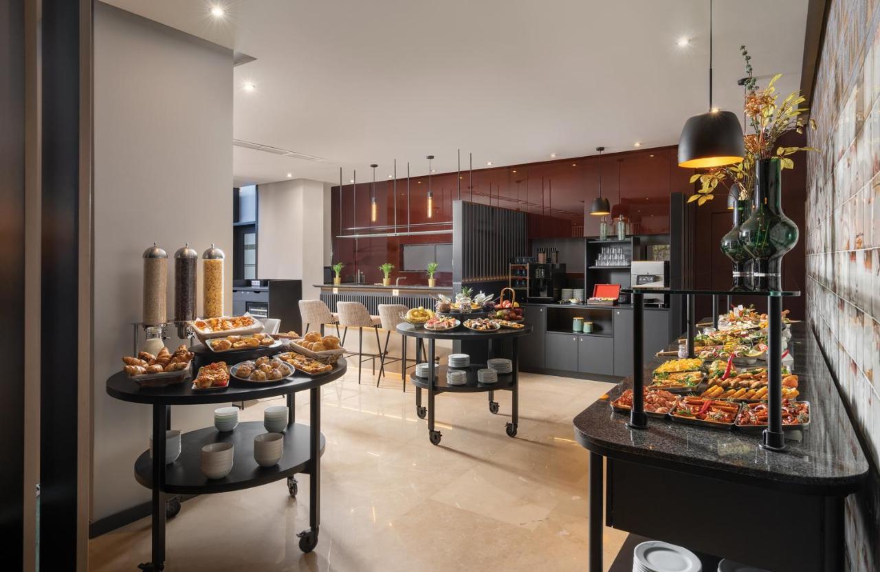 Leonardo Hotel Bucharest City Center エクステリア 写真