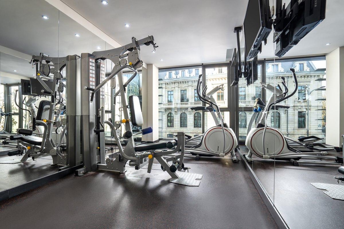 Leonardo Hotel Bucharest City Center エクステリア 写真